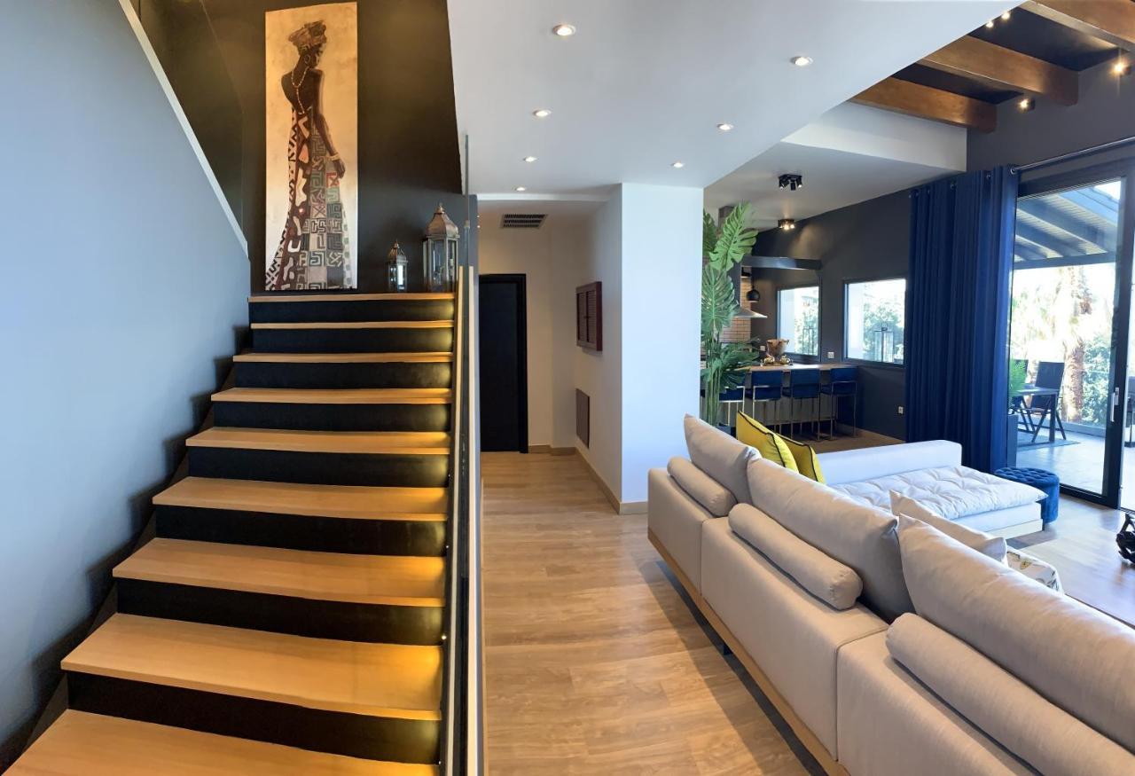 Electra Villa